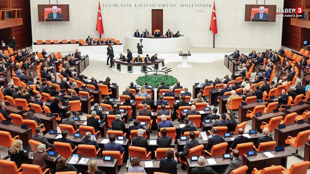 CHP'de disipline sevk edilen 9 milletvekilinin parti üyeliği silindi: Meclis'te sayı 129'a düştü