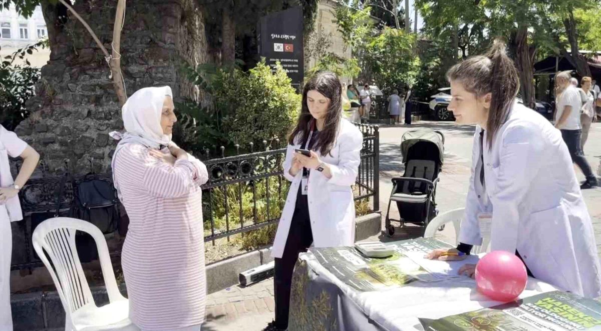 İstanbul'da 'Hareket Yaşını Öğren, Sağlıklı Yaşa' standı kuruldu