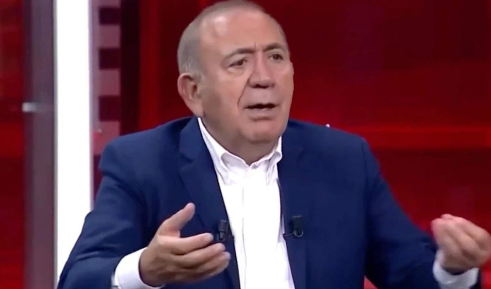 Gürsel Tekin canlı yayında küfür etti: 'Vay p....venge bak kardeşim'