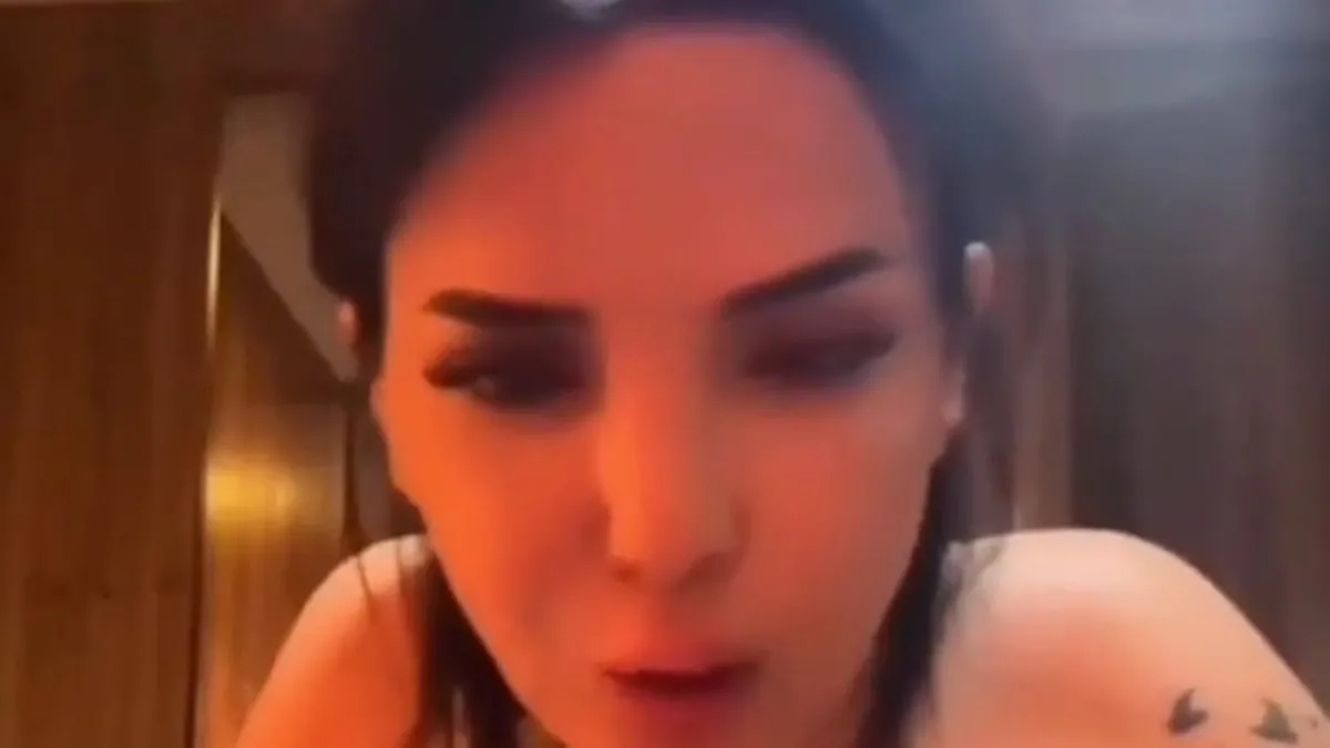 TikTok yayınında dini değerleri aşağılayan Esra Gürbüz yakalandı!