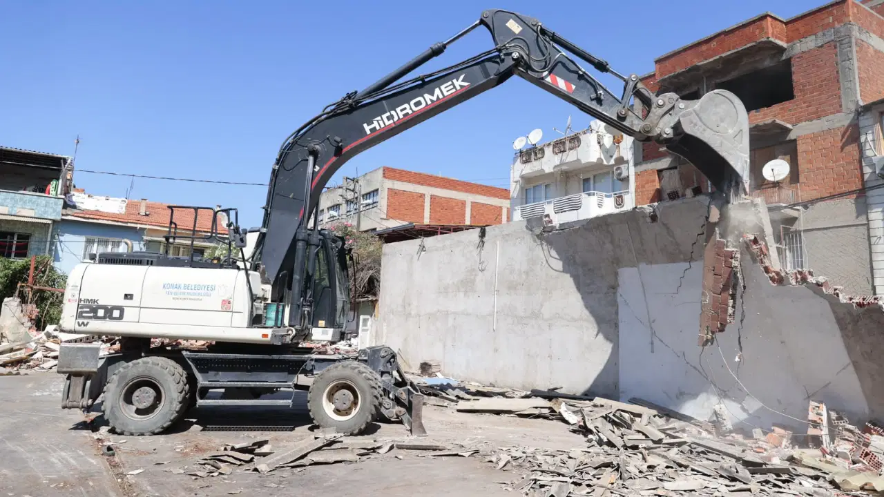 Konak Belediyesi’nden kaçak yapılaşmaya sıfır tolerans