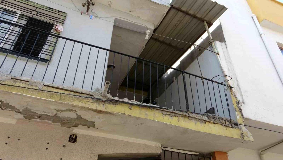 Mersin'de balkonda akıma kapılan 1,5 yaşındaki Yamaç yaşam mücadelesini kaybetti