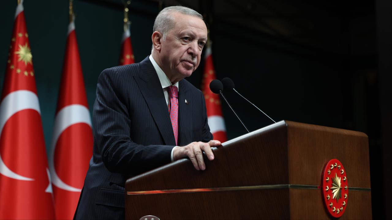 Cumhurbaşkanı Erdoğan'dan şehit ailesine başsağlığı mesajı