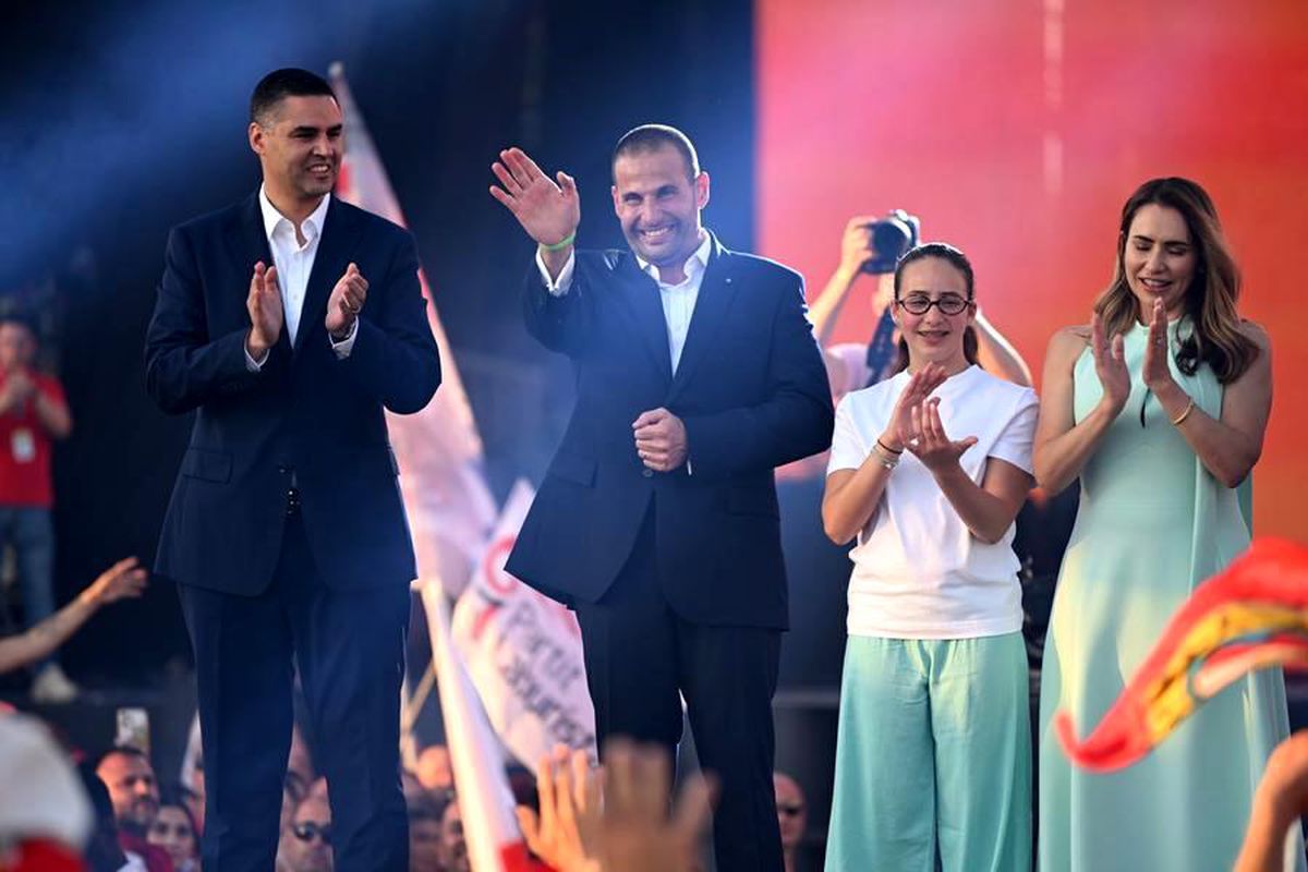 Çin Başbakanı Li, Yeniden Malta Başbakanı Seçilen Abela'yı Kutladı