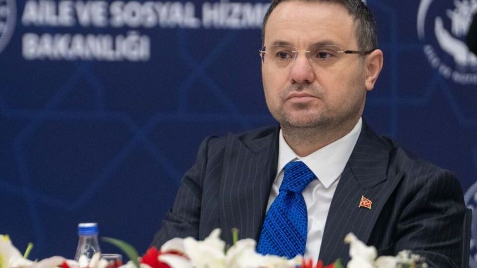 Bakan Gürlek: En büyük sorun gençlerin uyuşturucuya bulaşması