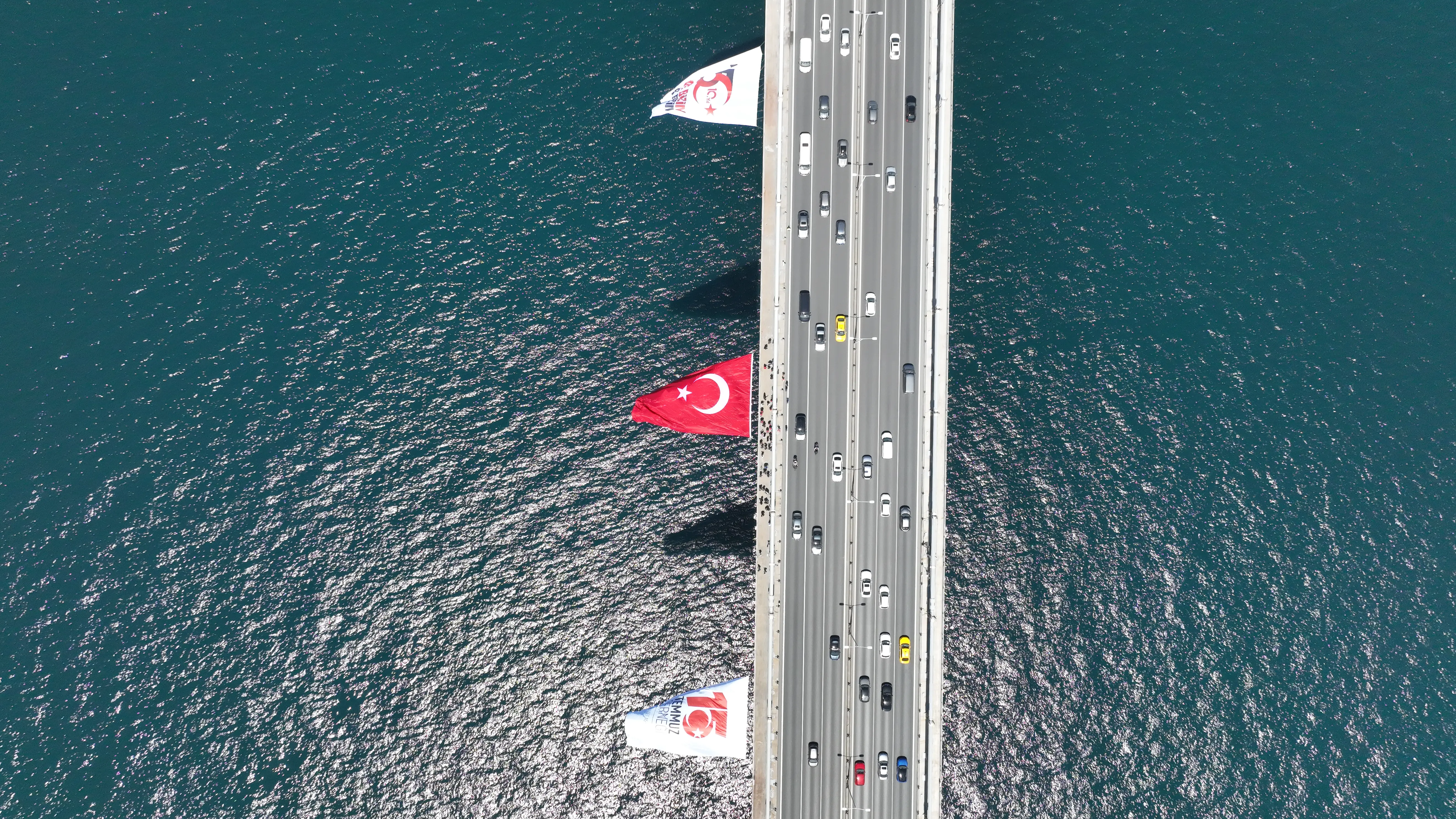 15 Temmuz Şehitler Köprüsü'nde trafik akışı normale döndü