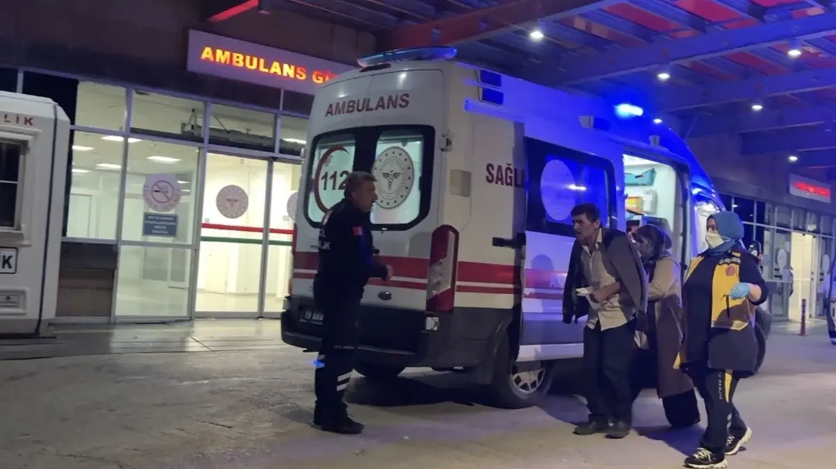 Düğünden çıkıp hastaneye koştular! 50 davetli zehirlendi