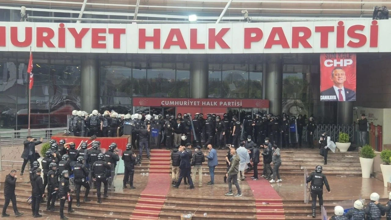 Butlanın ihracını istediği başkanlardan tepki: OHAL valisi misiniz