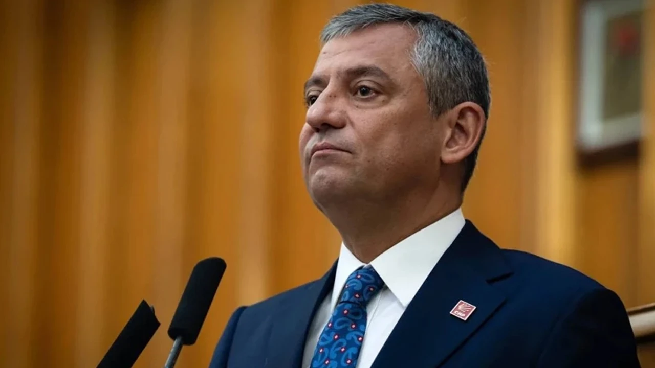 YENİ PARTİ BUGÜN KURULUYOR! Türk siyasetinde unutulmayacak gün: Kaç vekil istifa edecek?