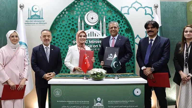 Aile ve Sosyal Hizmetler Bakanı Göktaş, Pakistan’da
