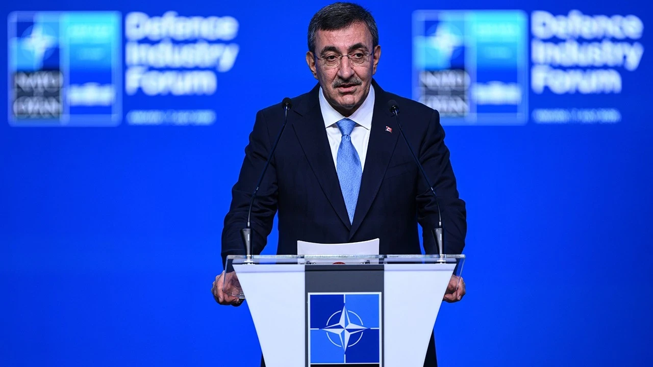 Cevdet Yılmaz'dan savunma sanayii mesajı: Kısıtlamaları masadan kaldırın