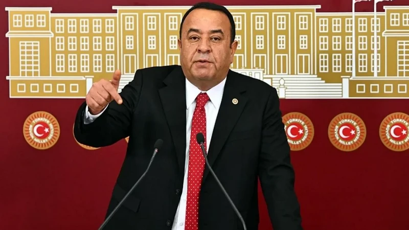 Beker’in kardeşine ‘örgüt’ gözaltısı