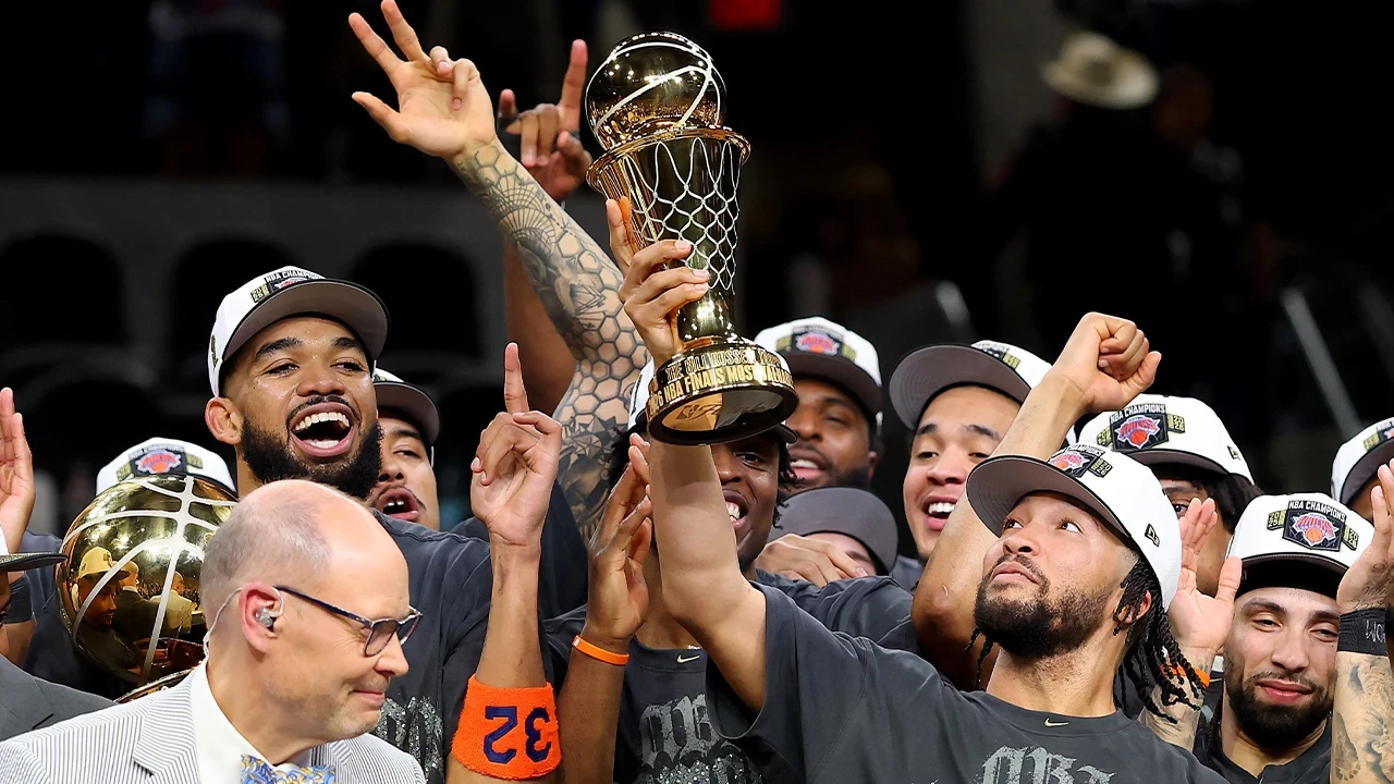 Tarihi geri dönüş: New York Knicks 53 yıl sonra NBA şampiyonu oldu