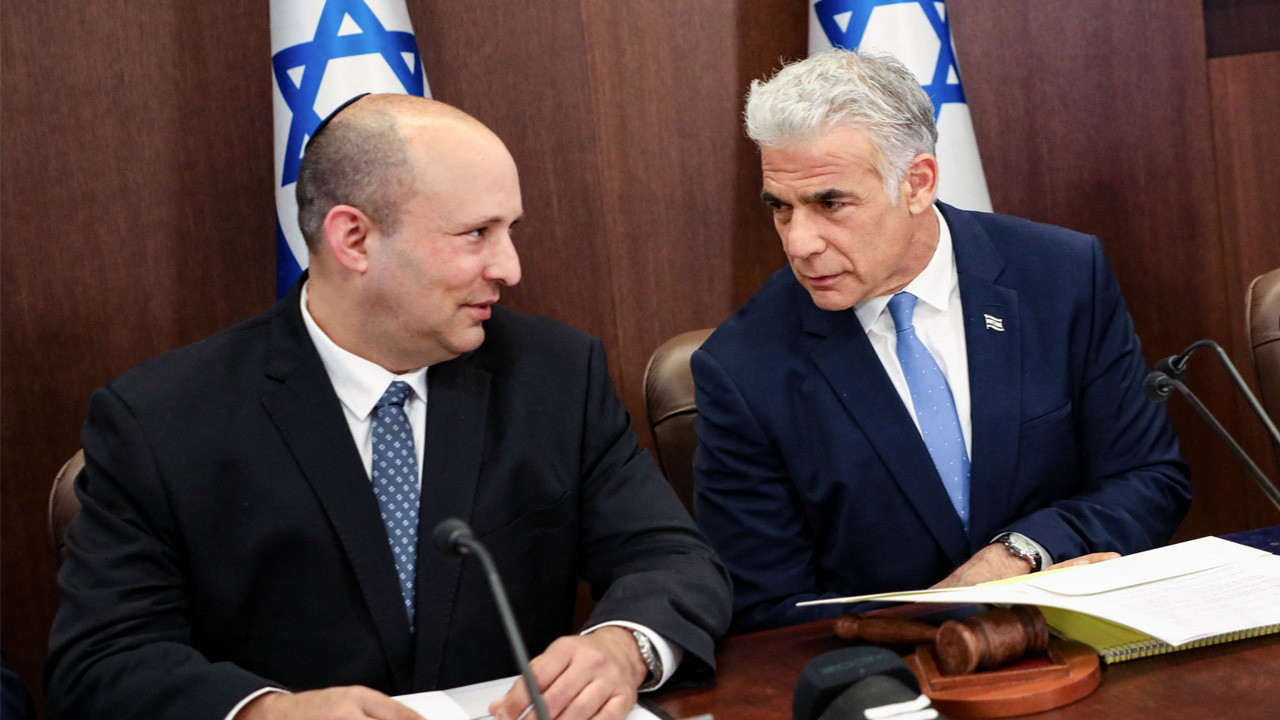 Savaşı kaybedince birbirlerine girdiler! Eski Başbakanların hedefinde Netanyahu var