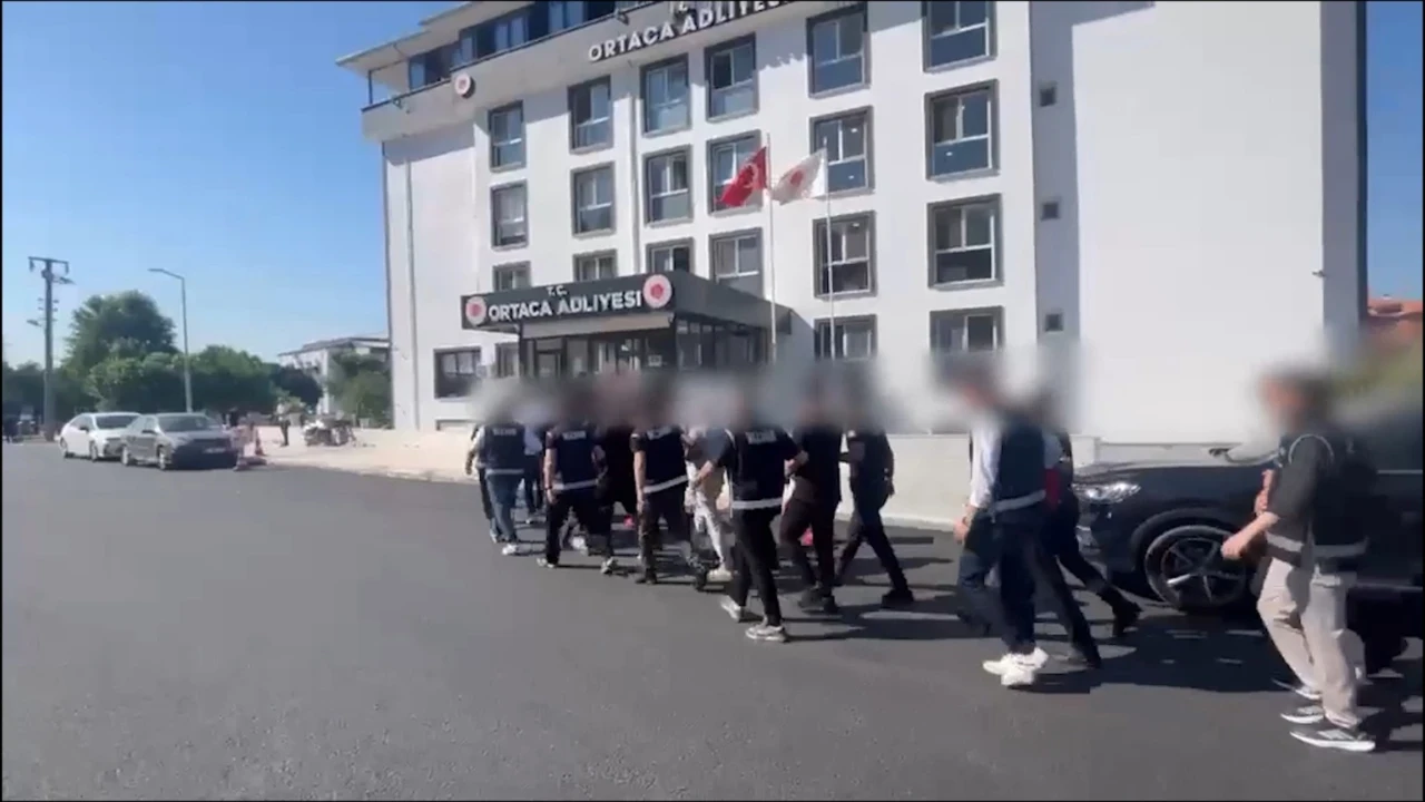 142 milyonluk dolandırıcılıkta 6 tutuklama