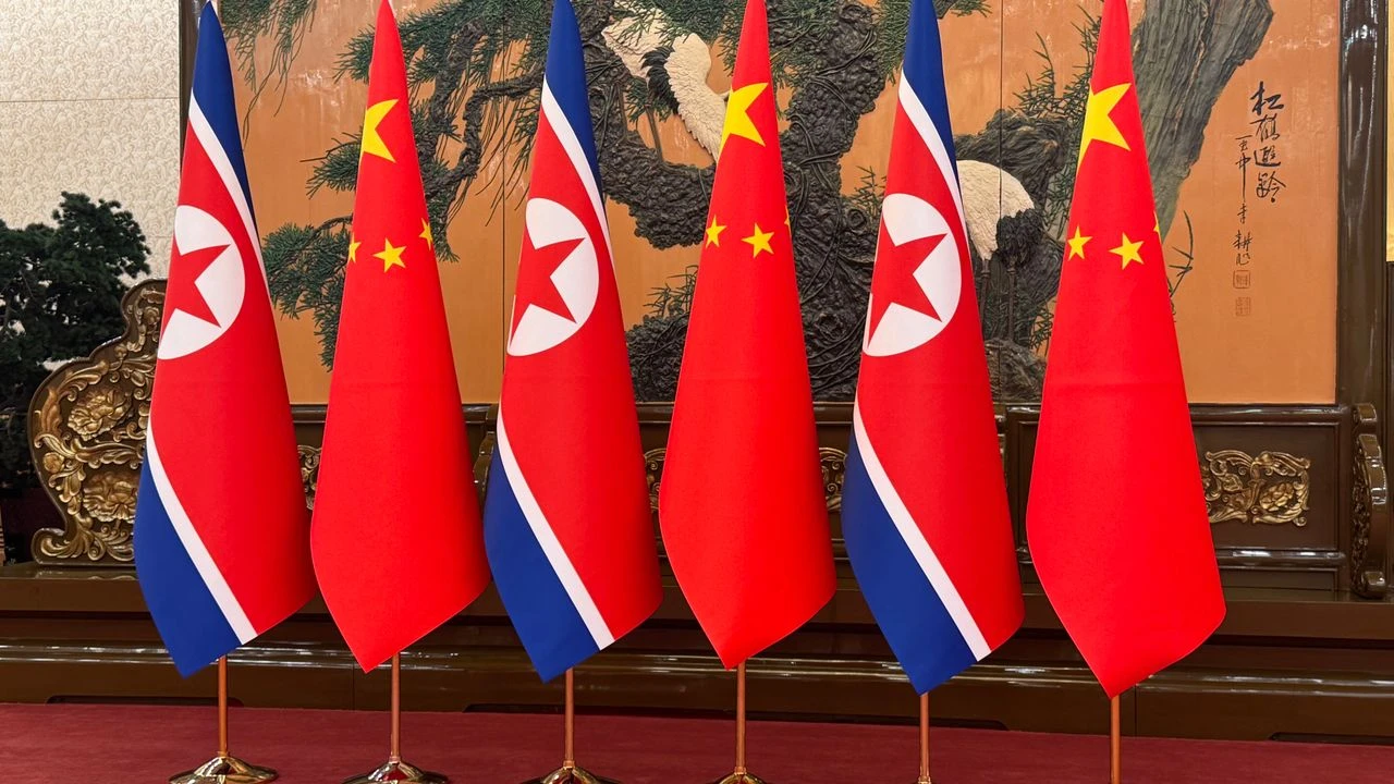 Xi Jinping, KDHC Başbakanı Pak Thae Song’u kabul etti