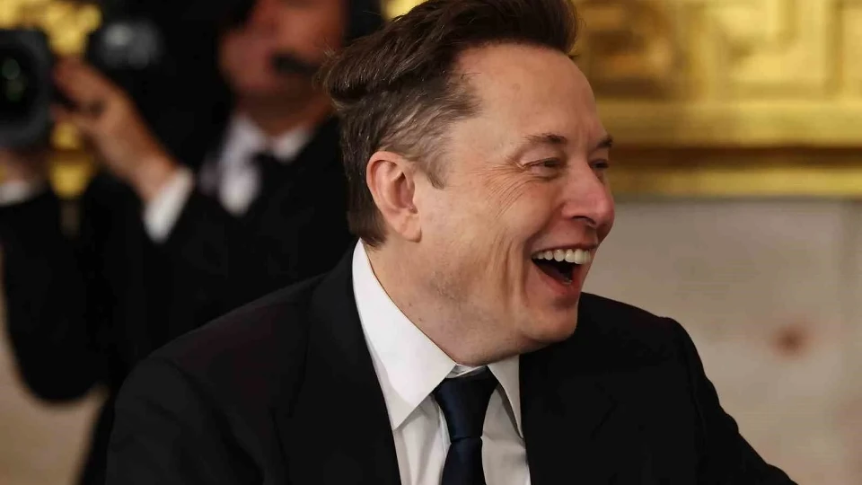 Trilyoner Elon Musk'ın vergi taktiği: Al, borçlan, öl