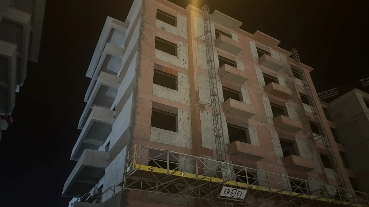 Hatay’da 6’ncı kattan düşen işçi yaşamını yitirdi