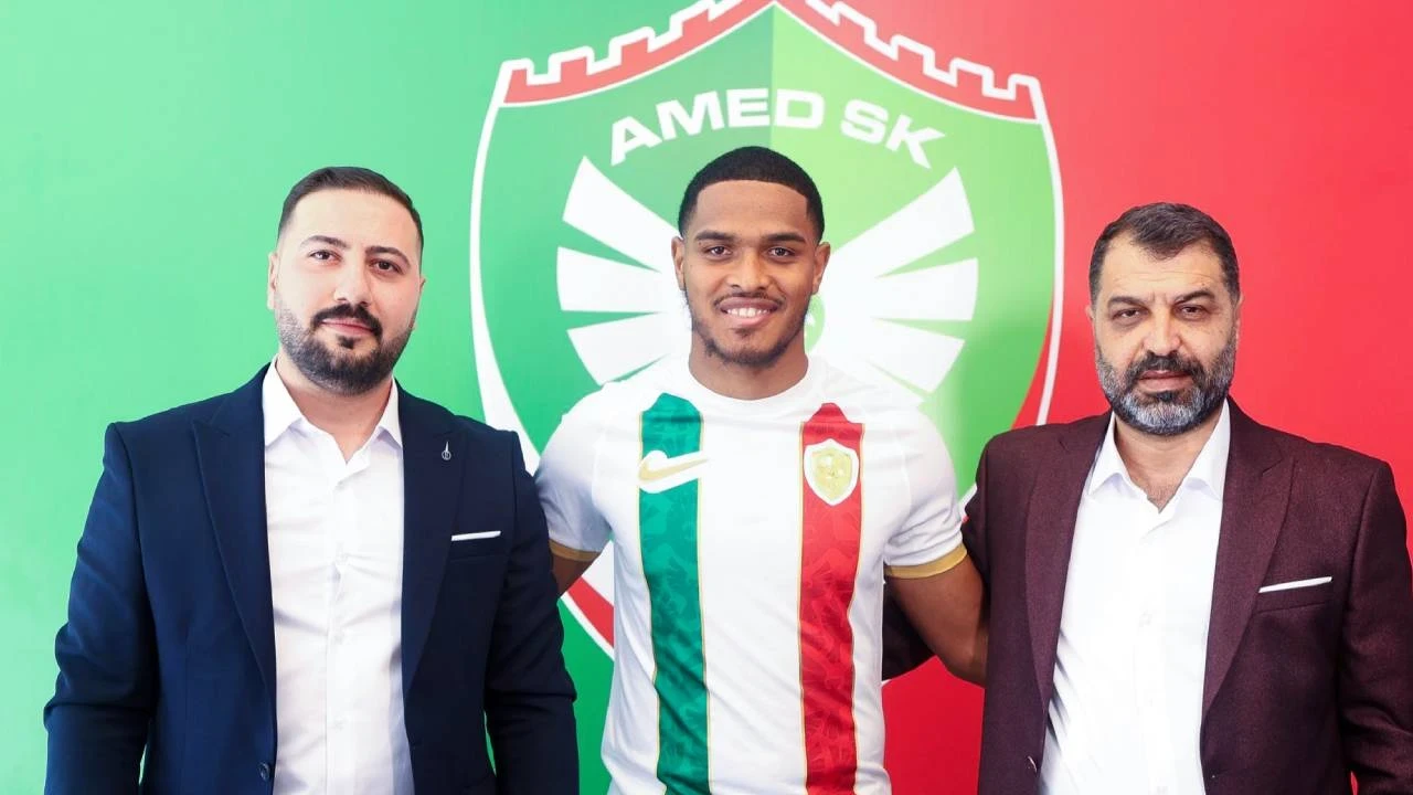 Amedspor Rayan Ravelson'u transfer etti