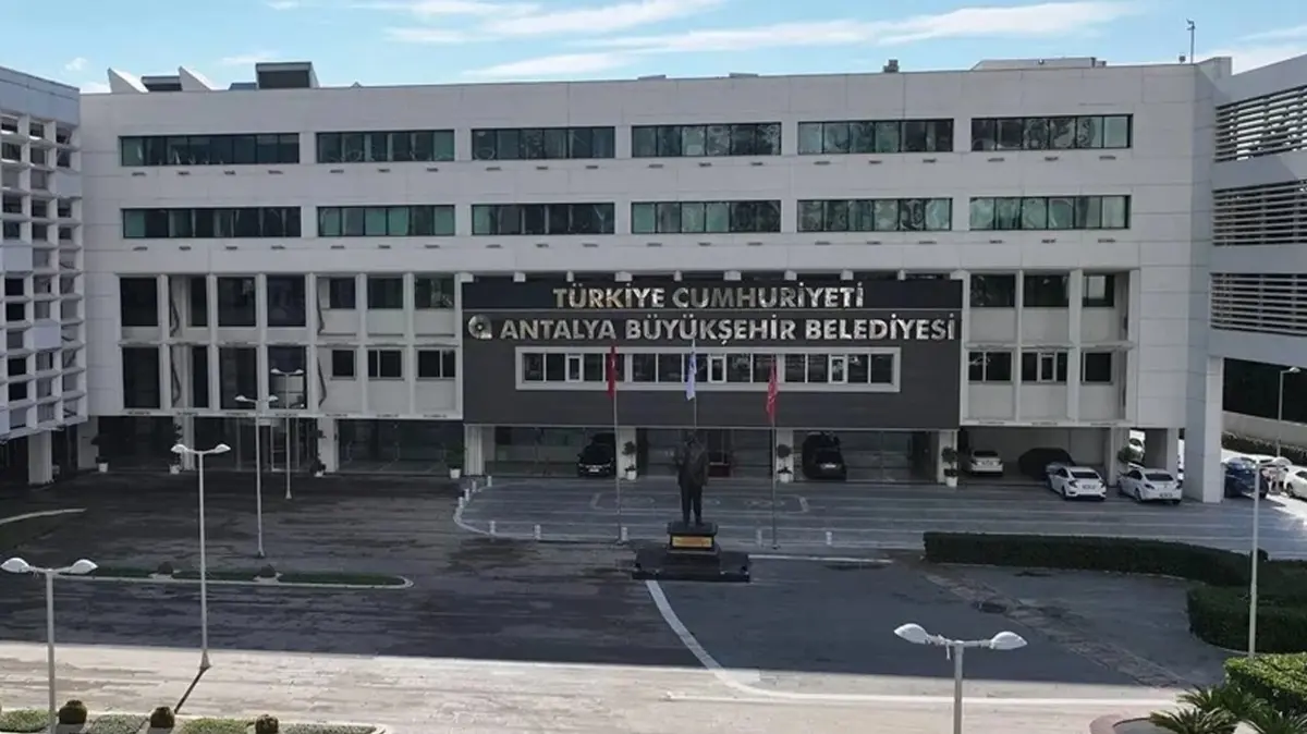 Antalya'da rüşvet operasyonu! 5 kişi daha tutuklandı