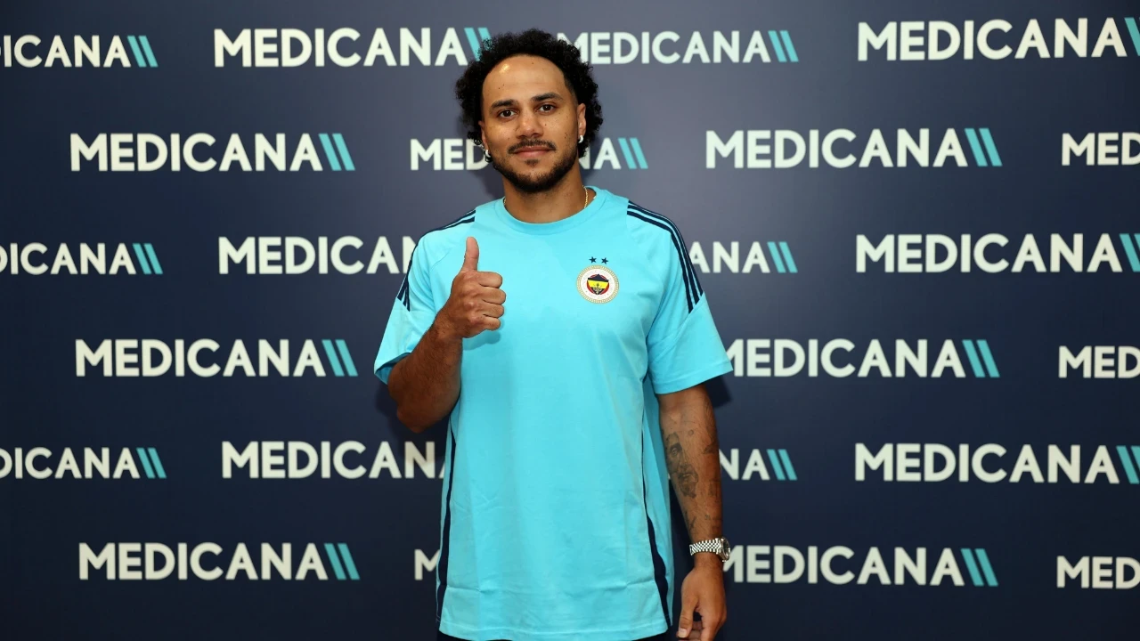 Fenerbahçe'nin yeni transferi Shane Larkin sağlık kontrolünden geçti