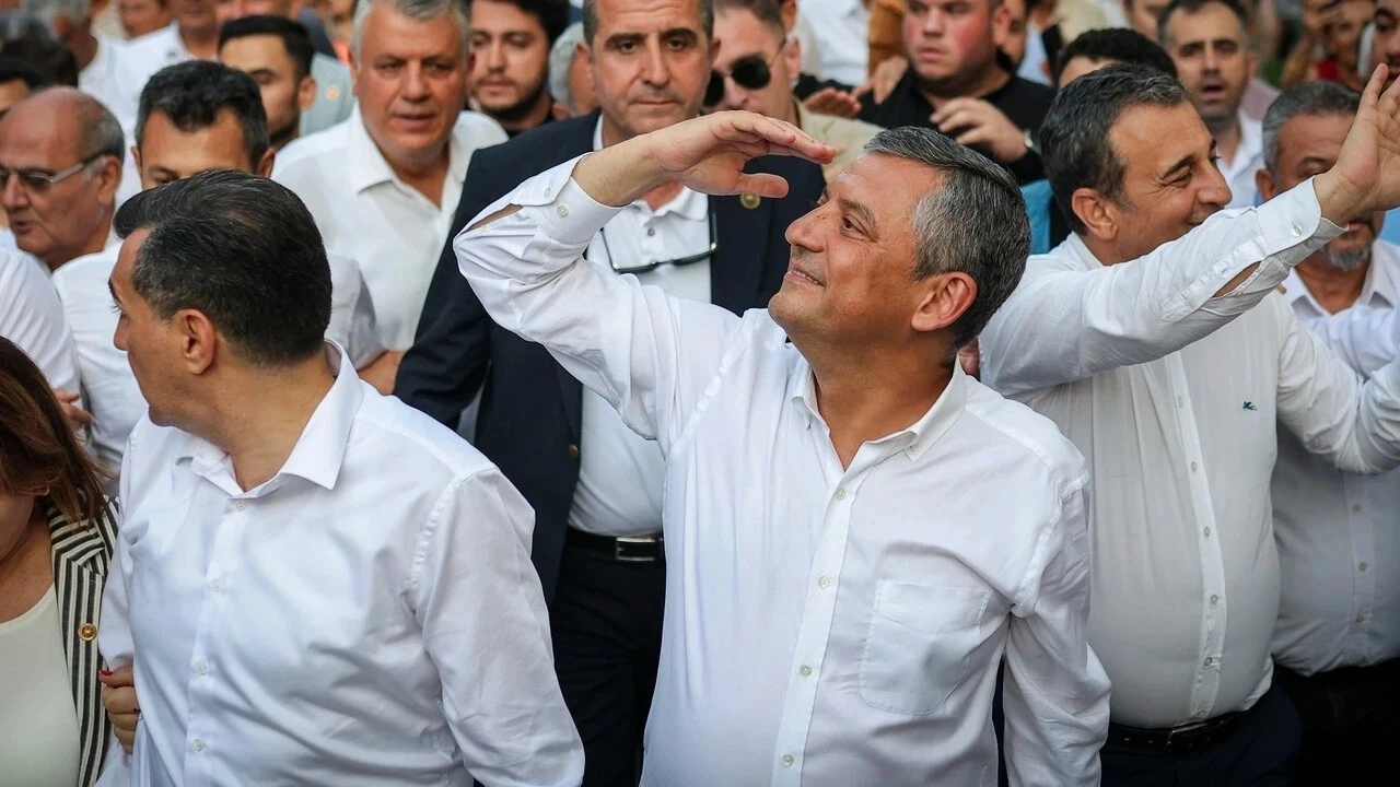 Dünya basını Yeni Parti'yi konuşuyor