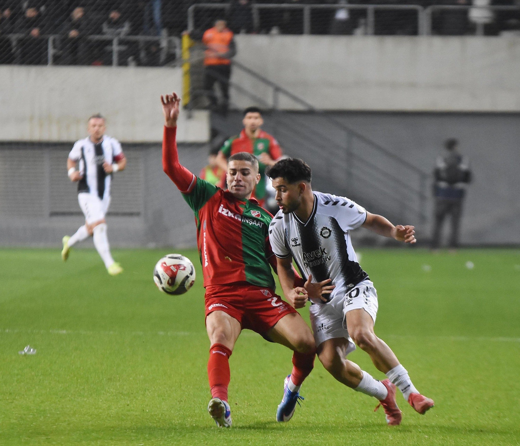 Altay'da sessiz sedasız profesyonel imza: 2028 yılına kadar kalacak