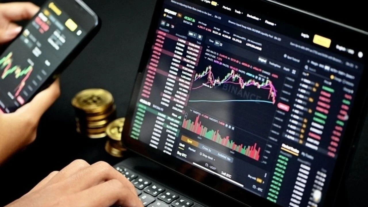 İngiltere, stablecoin ihraççıları için sermaye şartını düşürdü