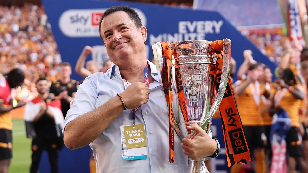 Hull City bonservisini eline alan Süper Lig'in yıldızı için transfer yarışına girdi