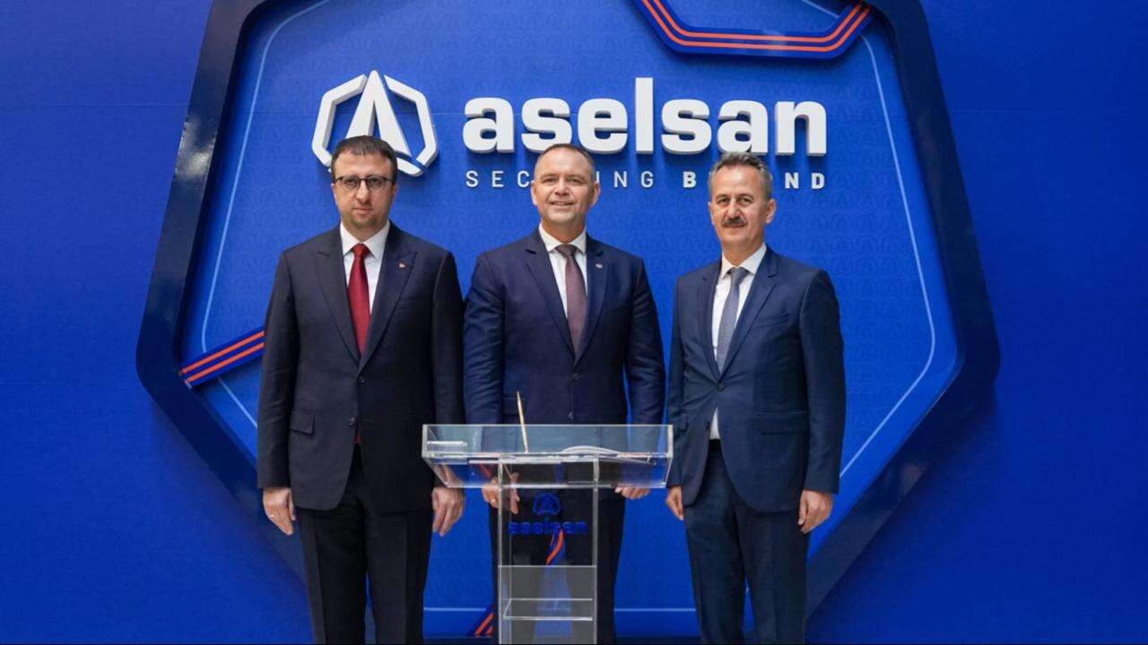 Polonya Cumhurbaşkanı Nawrocki'den ASELSAN'a ziyaret