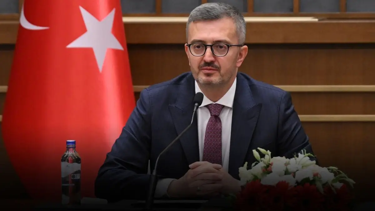 Burhanettin Duran'dan 15 Temmuz mesajı: "Milli iradenin ruhunu yaşatacağız"