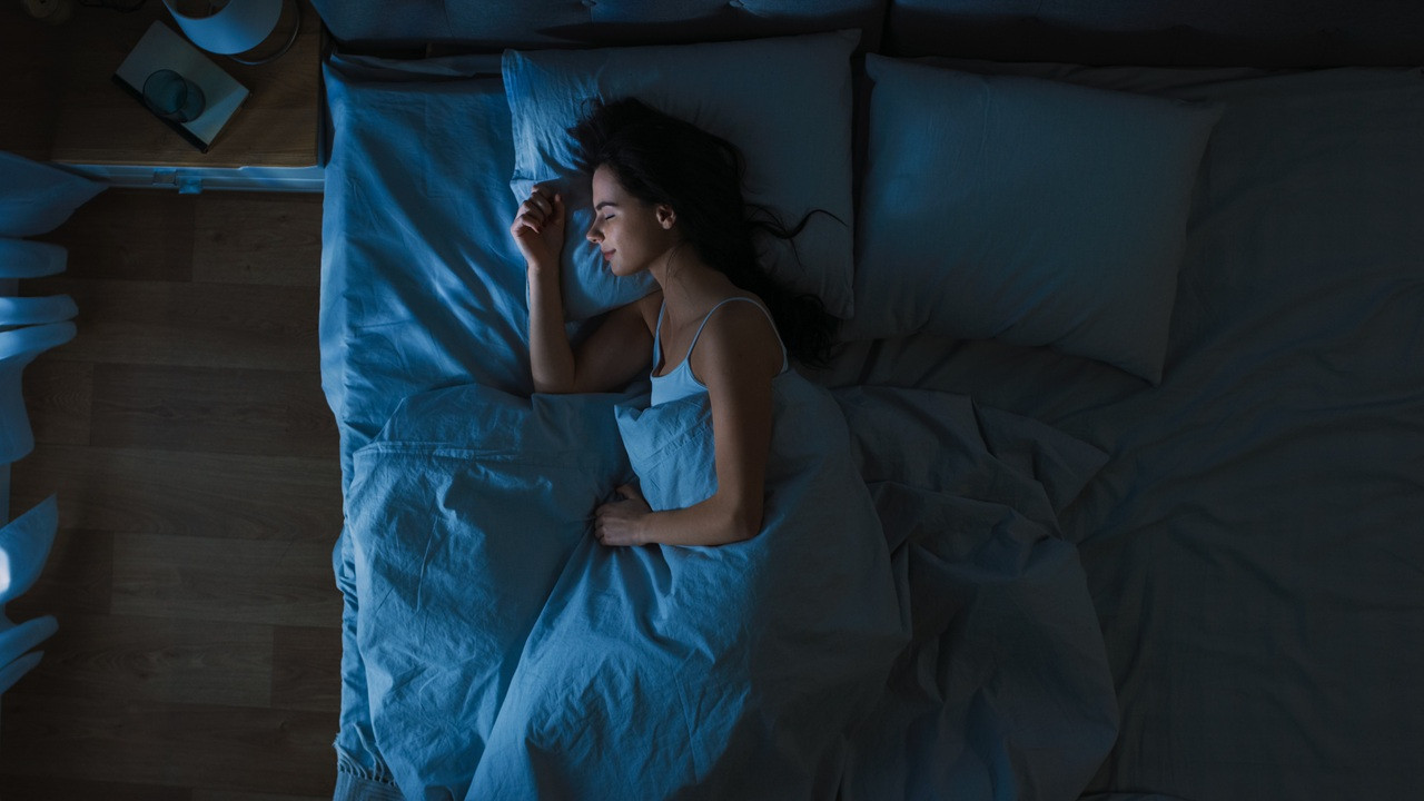 Uzmanlardan etkili öneriler: Sıcak havalarda daha iyi uyumanın 5 yolu