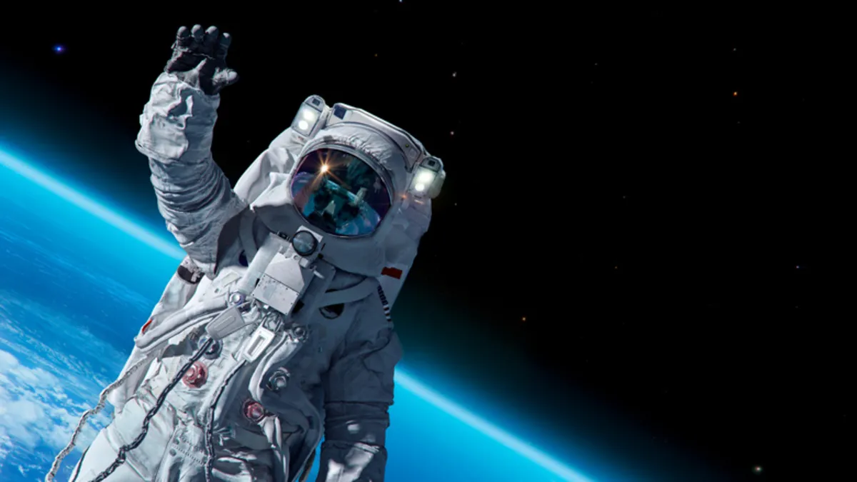 Astronotlar uzayın kokusunu tarif etti!