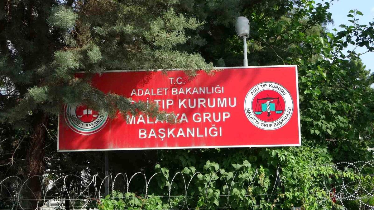 Malatya'da traktör devrildi: 1 ölü