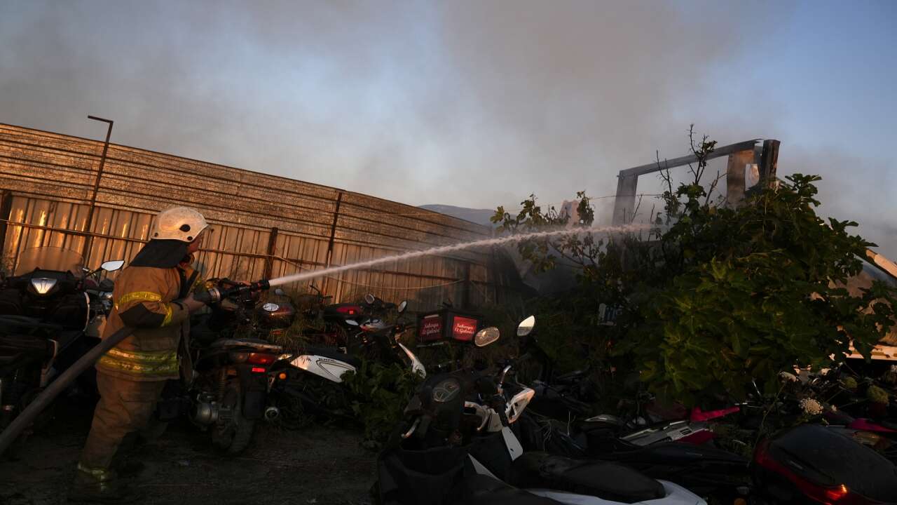 Yediemin otoparkında yangın! 62 araç kullanılamaz hale geldi