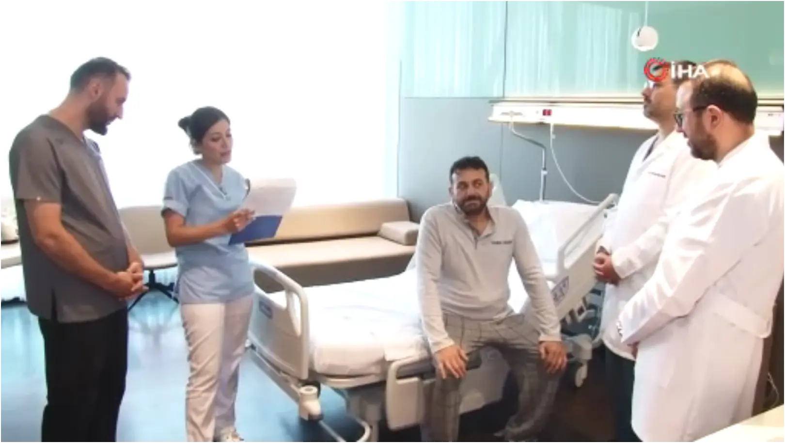 Avrupa'da 8 ameliyatlık çile Türkiye'de bitti! Türk hekimleri hayata bağladı