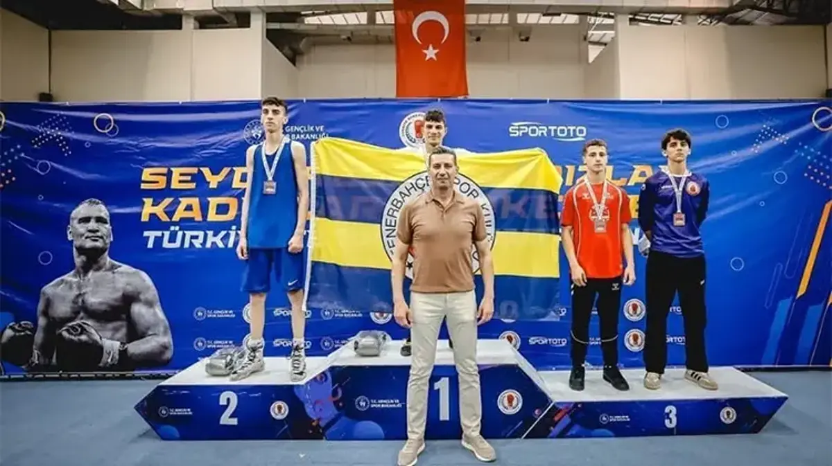 Türkiye şampiyonu Muhammet Baran Çelik, Avrupa’da ringe çıkacak!