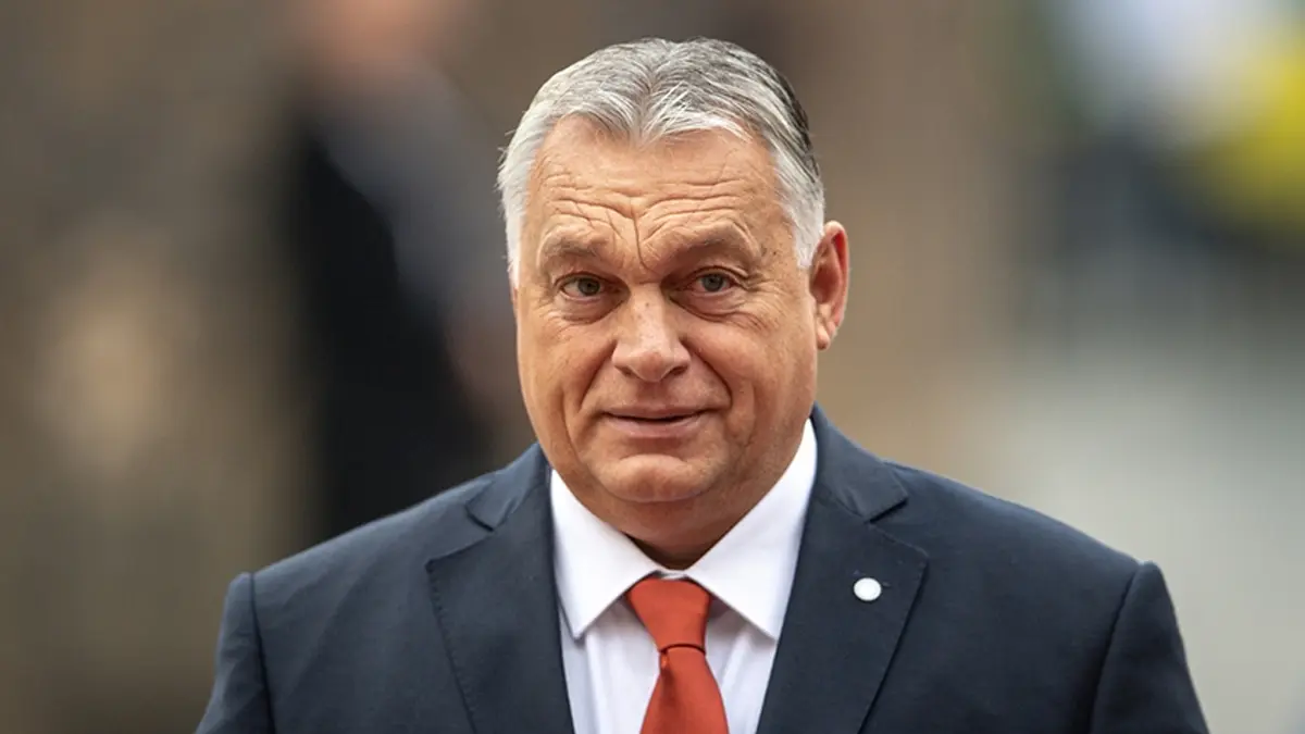 Orban yeniden Fidesz lideri seçildi