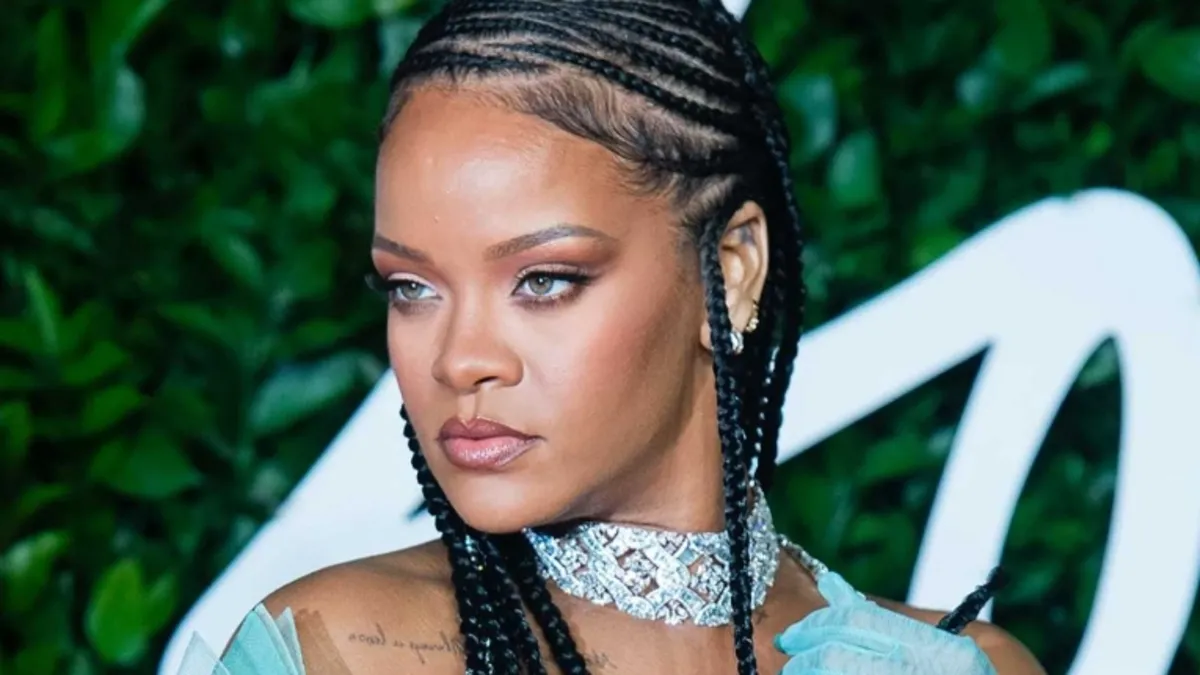 Rihanna’dan hayranlarına sürpriz: Biraz paslanmışım değil mi?