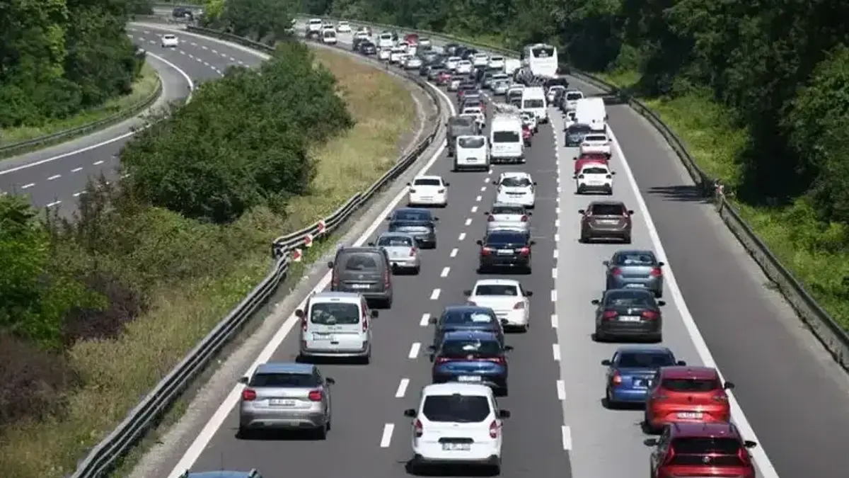 Anadolu Otoyolu Kocaeli kesimi Ankara yönü trafiğe kapatılacak