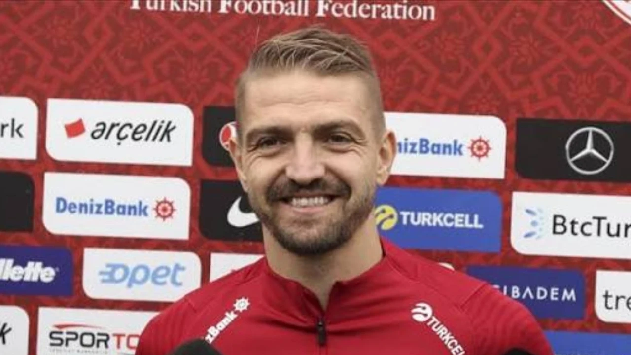 Caner Erkin 37 yaşında futbolu bıraktı: 163 sarı - 10 kırmızı kart gördü