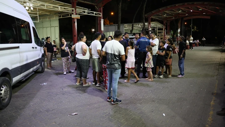 İzmir'de dehşet! Evde çıkan kavgada 9 yerinden bıçaklandı... Kaçan 2 şüpheli aranıyor