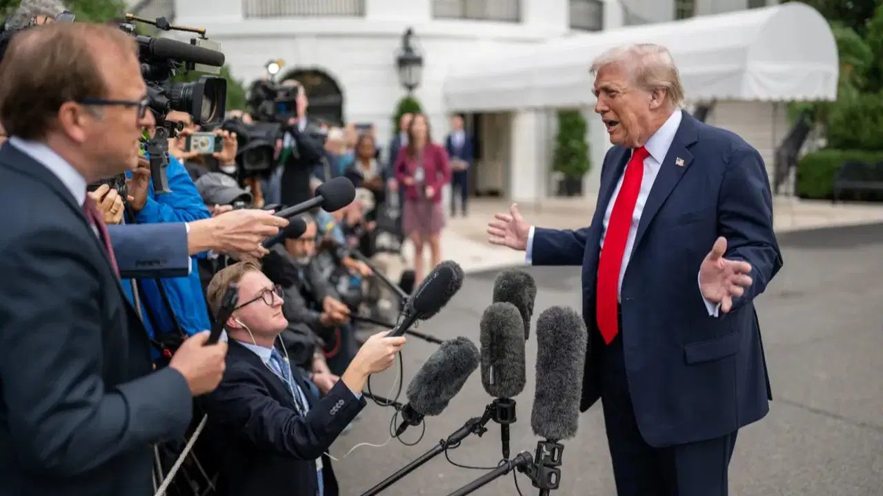 Trump’tan İran’a Yeni Tehdit: Saldırı Emrini Her An Verebilirim!