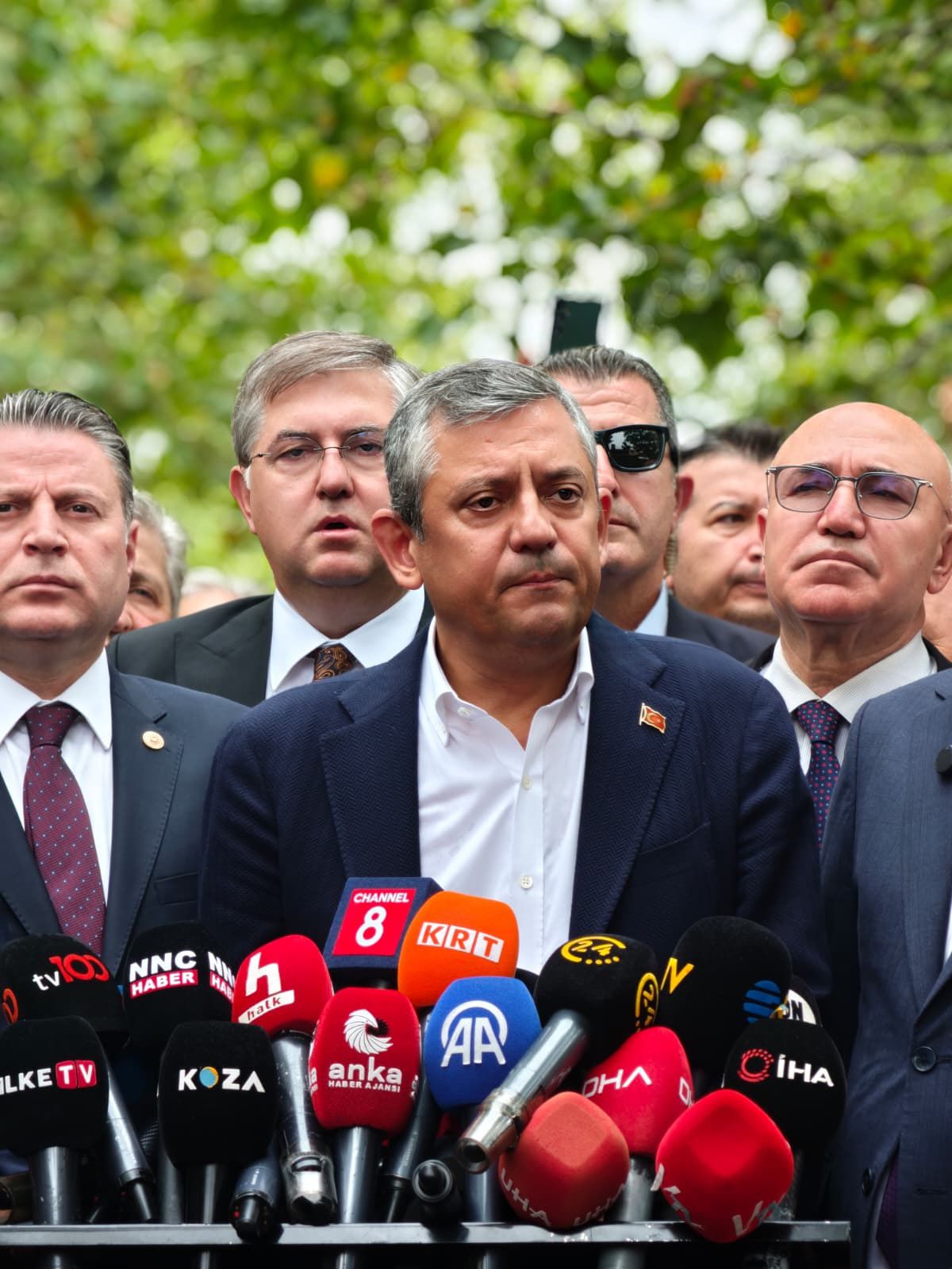 Özgür Özel'in partisinin adı 'Yeni Parti' oldu