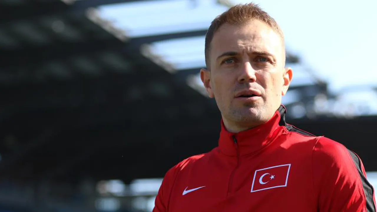 Mert Günok: Eleştirilere alışık olmalıyız