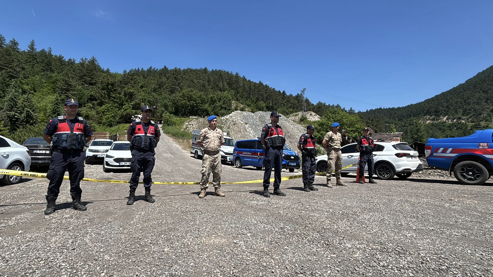 Bolu’da maden göcüğünde 12 saat geride kaldı