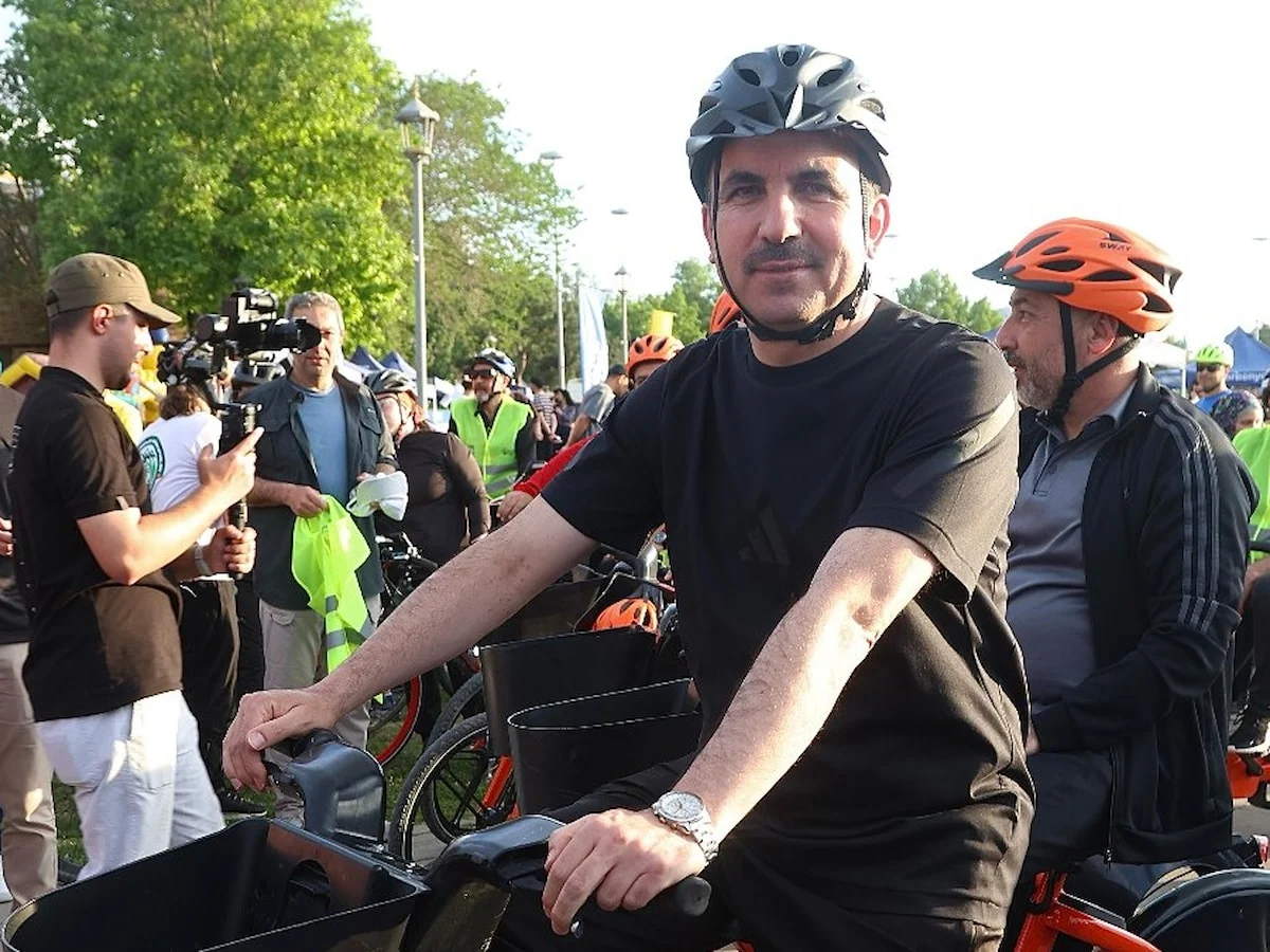Avrupa bisiklet başkenti Konya'da aynı anda binlerce kişi pedal çevirdi