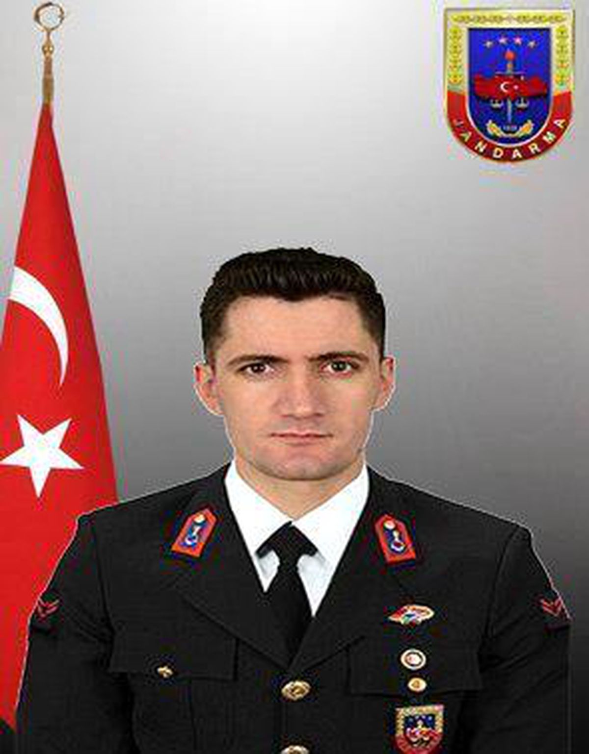 Halı saha maçında kalp krizi geçiren jandarma hayatını kaybetti