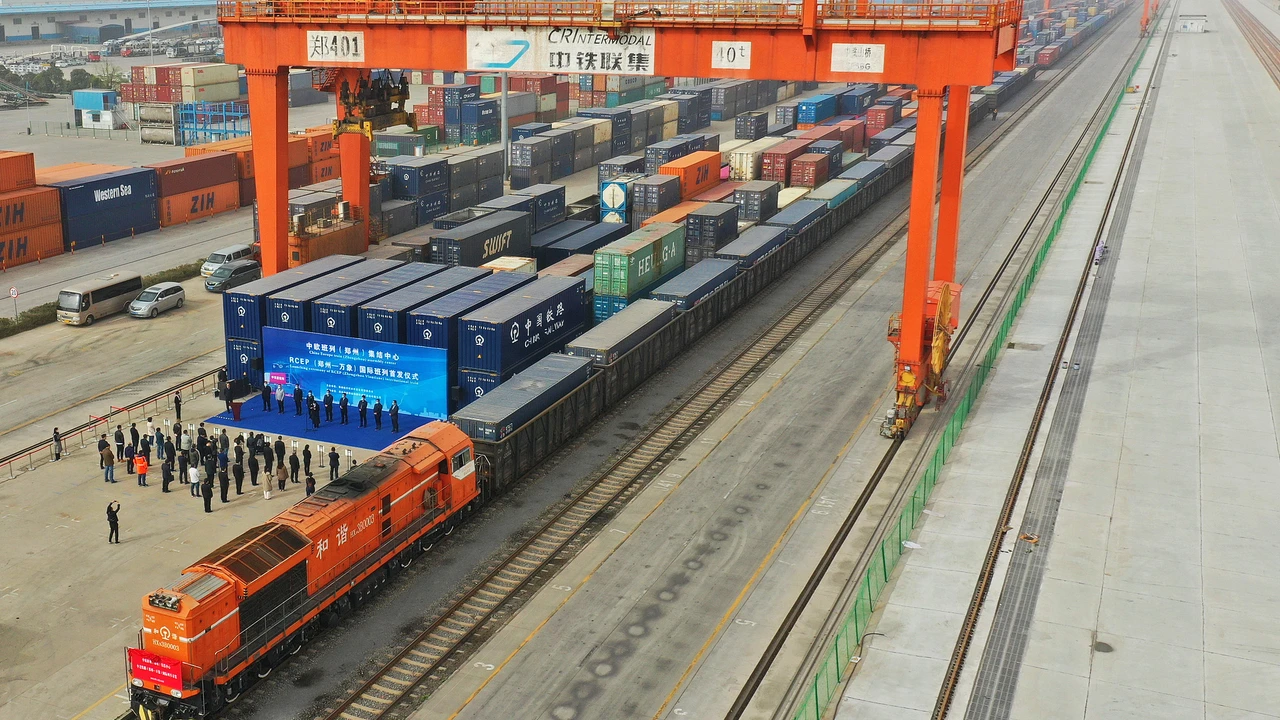 Çin-Laos Demiryolu’yla 10 milyon tondan fazla yük taşındı