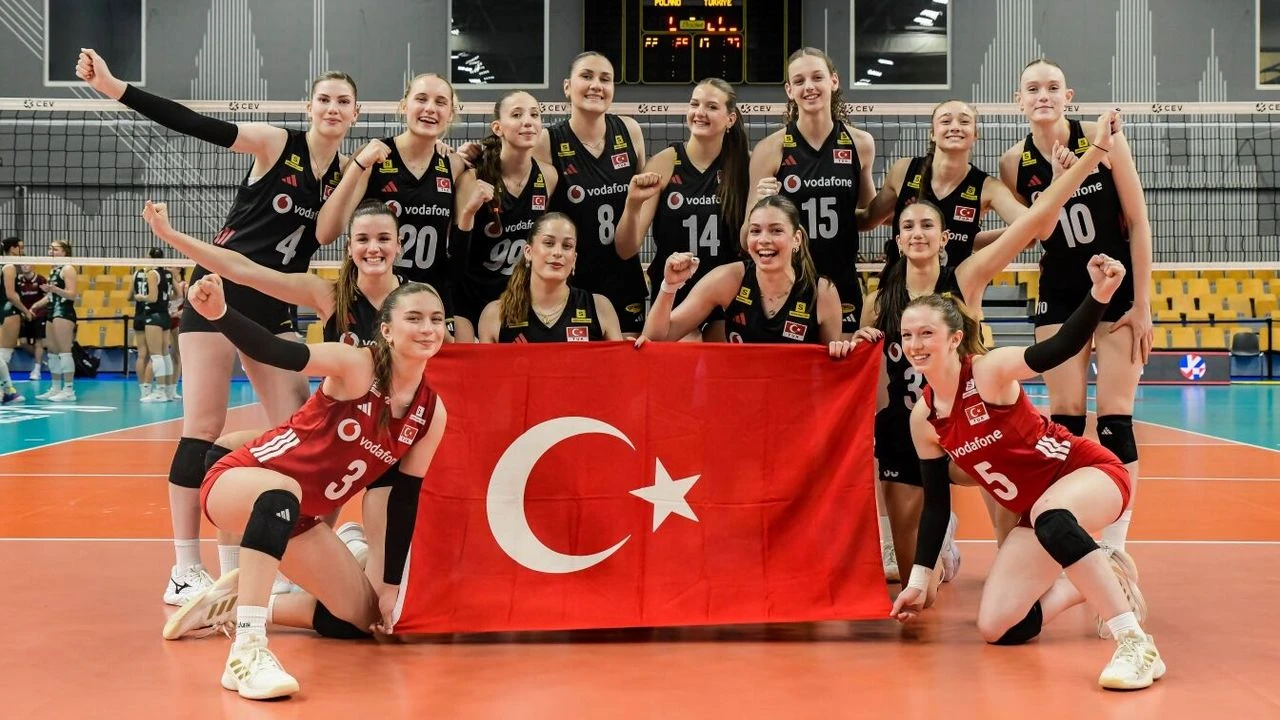 Genç Sultanlar Avrupa Şampiyonası'nda 3'te 3 yaptı